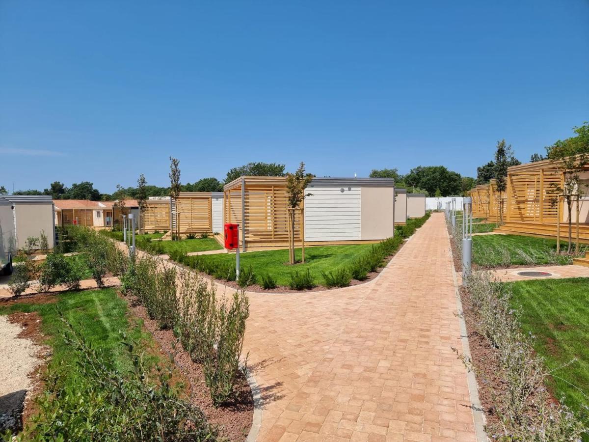 Eurocamp Mobile Homes At Fkk Naturist Campsite Ulika Porec Exterior photo